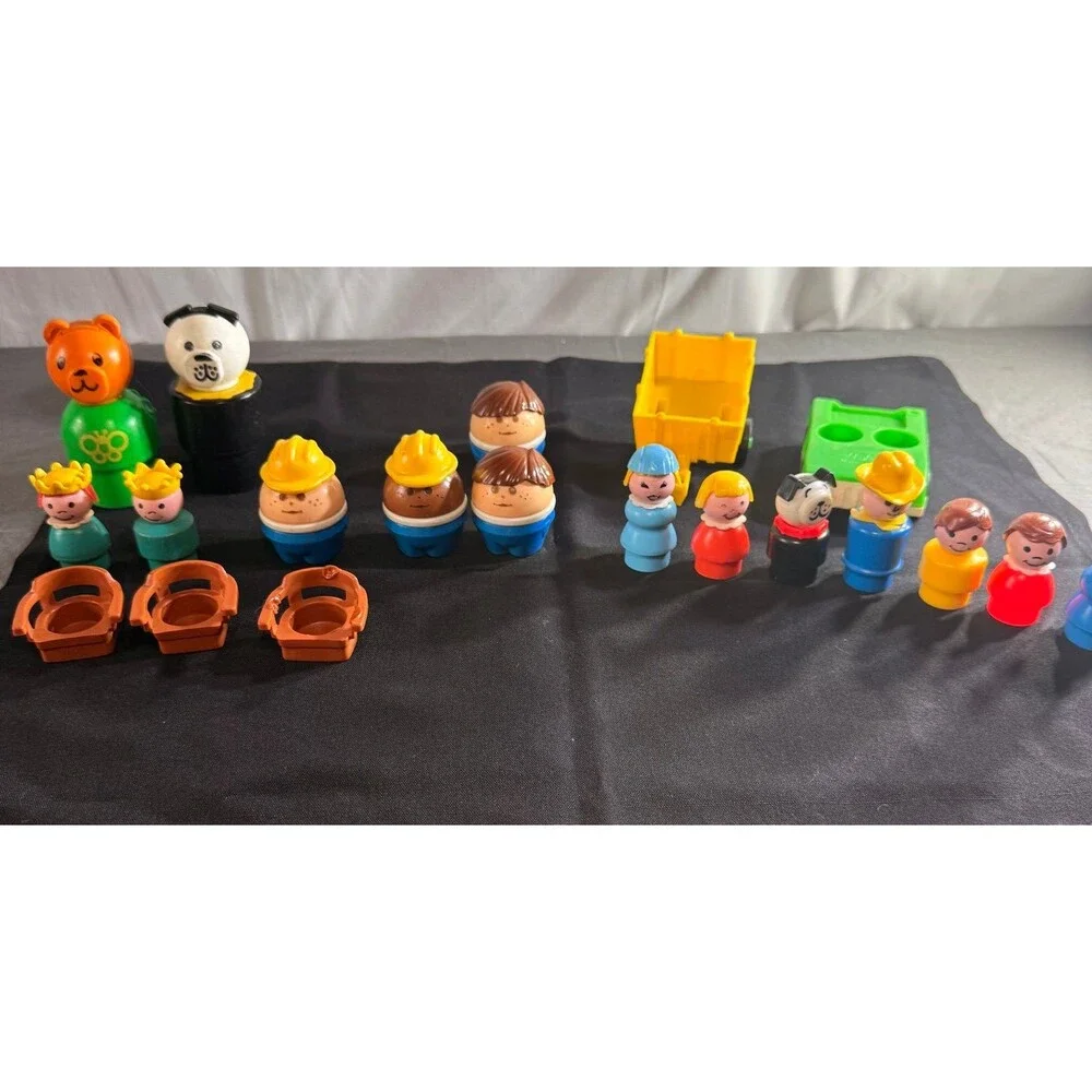 Fisher Price Little people